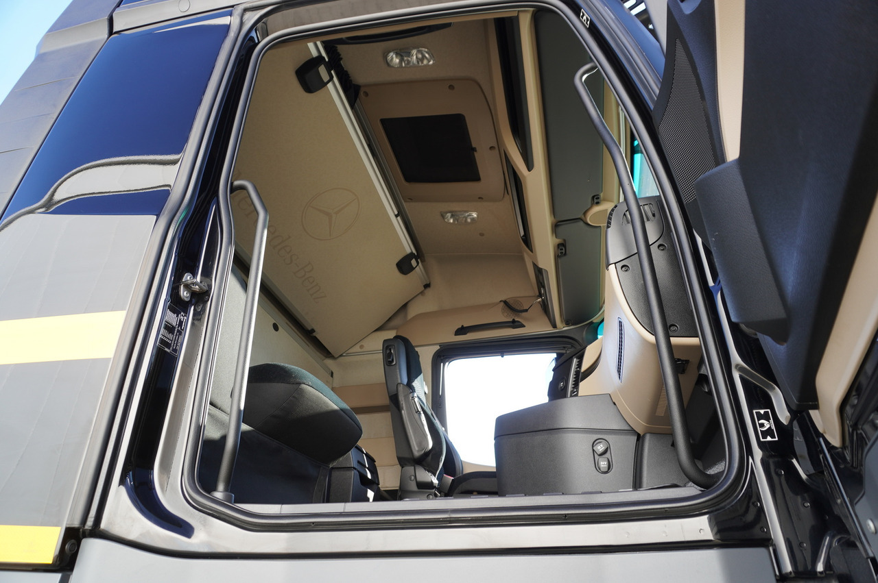 MERCEDES-BENZ Actros 1840 E6 4×2 / NEW Tow Truck platform 9.25 m / Lounge cabin leasing MERCEDES-BENZ Actros 1840 E6 4×2 / NEW Tow Truck platform 9.25 m / Lounge cabin: picture 28