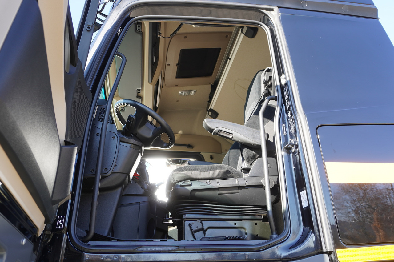 MERCEDES-BENZ Actros 1840 E6 4×2 / NEW Tow Truck platform 9.25 m / Lounge cabin leasing MERCEDES-BENZ Actros 1840 E6 4×2 / NEW Tow Truck platform 9.25 m / Lounge cabin: picture 20