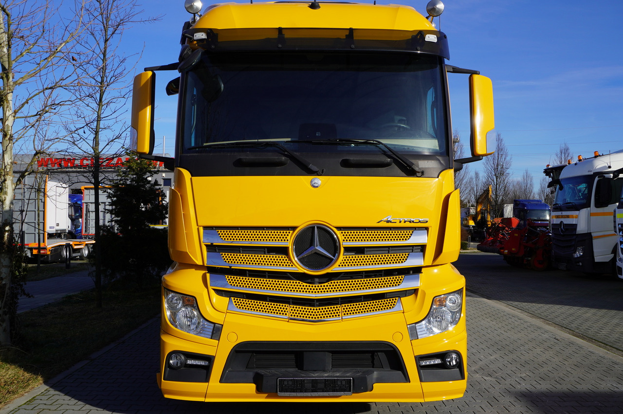 MERCEDES-BENZ Actros 2543 E6 6×2 / Refrigerated truck / ATP/FRC / 20 pallets / 260000 km!!! - Refrigerator truck: picture 3 MERCEDES-BENZ Actros 2543 E6 6×2 / Refrigerated truck / ATP/FRC / 20 pallets / 260000 km!!! - Refrigerator truck: picture 3