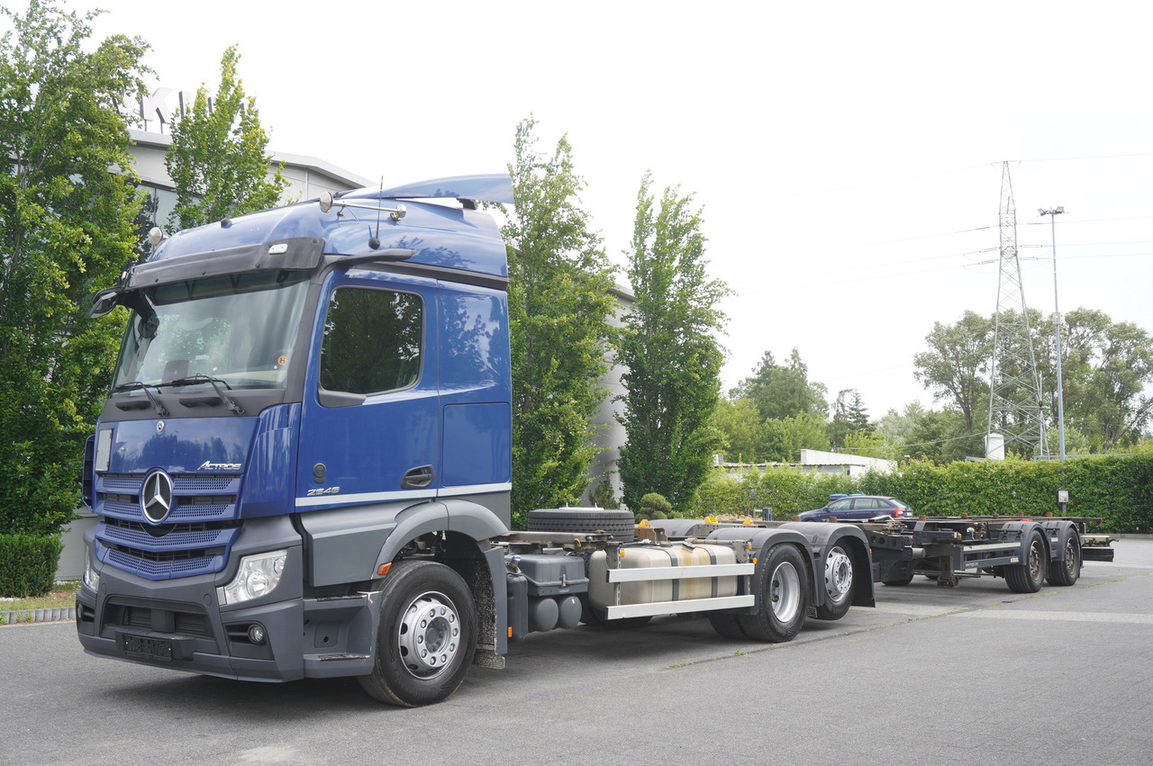 MERCEDES-BENZ Actros 2546 MP5 / BDF / 16.2 T load capacity / trailer BDF Kogel - Container transporter/ Swap body truck: picture 4 MERCEDES-BENZ Actros 2546 MP5 / BDF / 16.2 T load capacity / trailer BDF Kogel - Container transporter/ Swap body truck: picture 4