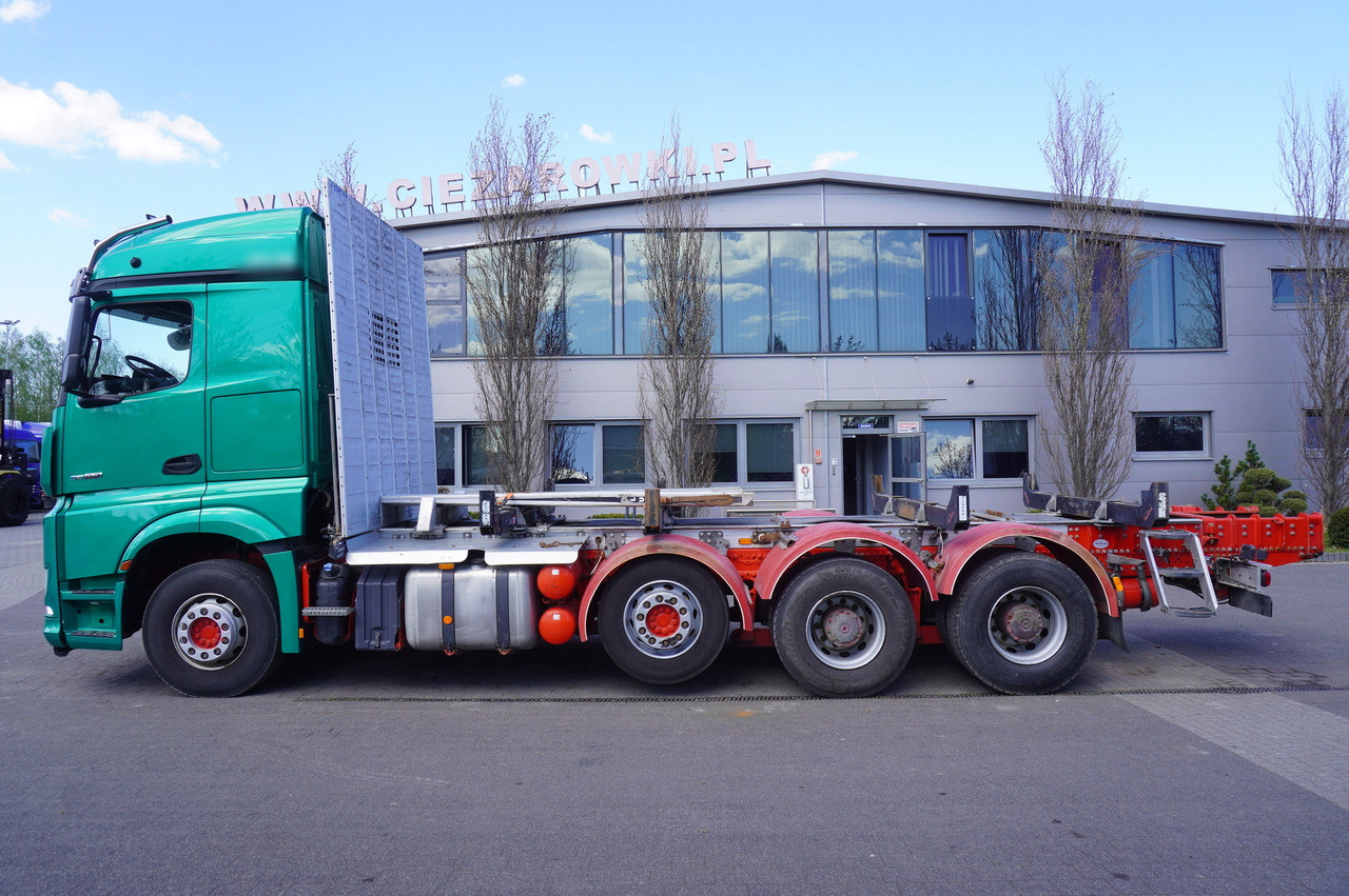 Mercedes-Benz Arocs 3563 8 × 4 / 630 HP / steered axle / Logging superstructure - Timber truck: picture 4 Mercedes-Benz Arocs 3563 8 × 4 / 630 HP / steered axle / Logging superstructure - Timber truck: picture 4