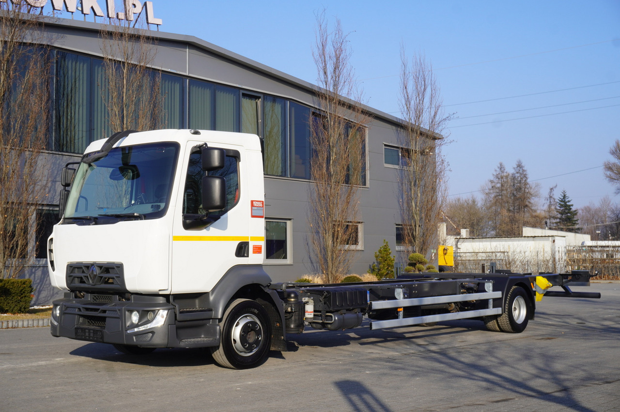 RENAULT D12 / 180,000 km / frame 9.15 m - Cab chassis truck: picture 1 RENAULT D12 / 180,000 km / frame 9.15 m - Cab chassis truck: picture 1