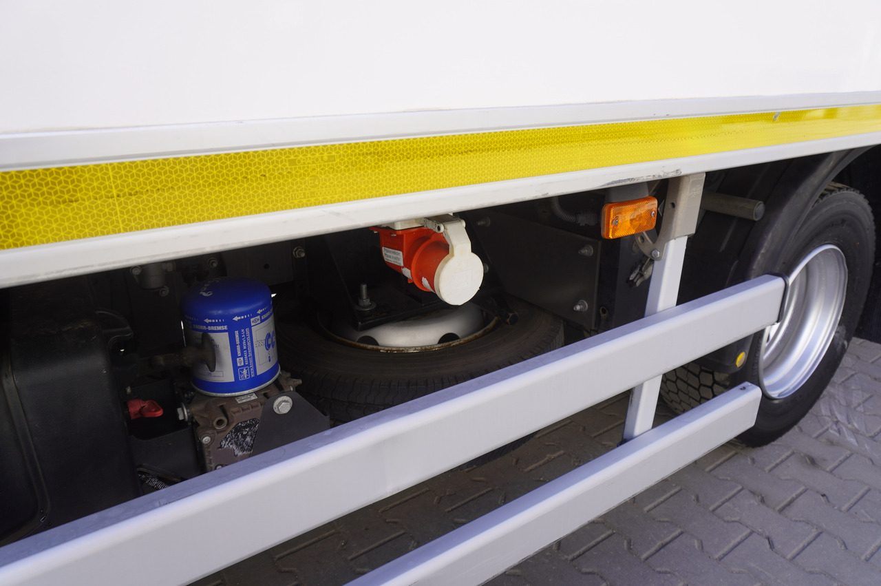 RENAULT D12 / Lamberet refrigerated truck / Dhollandia tail lift 1500 kg / 130 thousand km !! leasing RENAULT D12 / Lamberet refrigerated truck / Dhollandia tail lift 1500 kg / 130 thousand km !!: picture 16