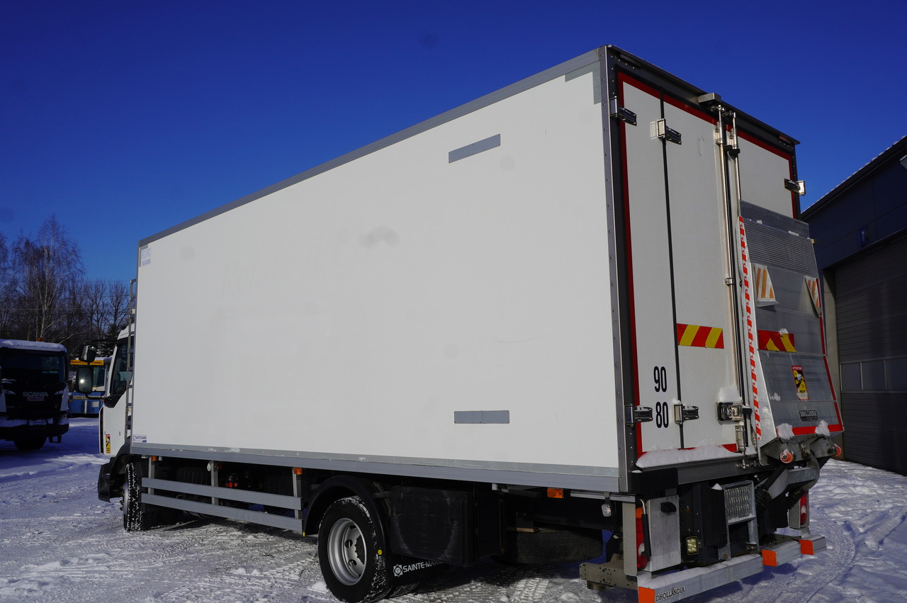 RENAULT D210 12T / Bitemperature Refrigerator / 3 units / 80,000 km!!! - Refrigerator truck: picture 3 RENAULT D210 12T / Bitemperature Refrigerator / 3 units / 80,000 km!!! - Refrigerator truck: picture 3