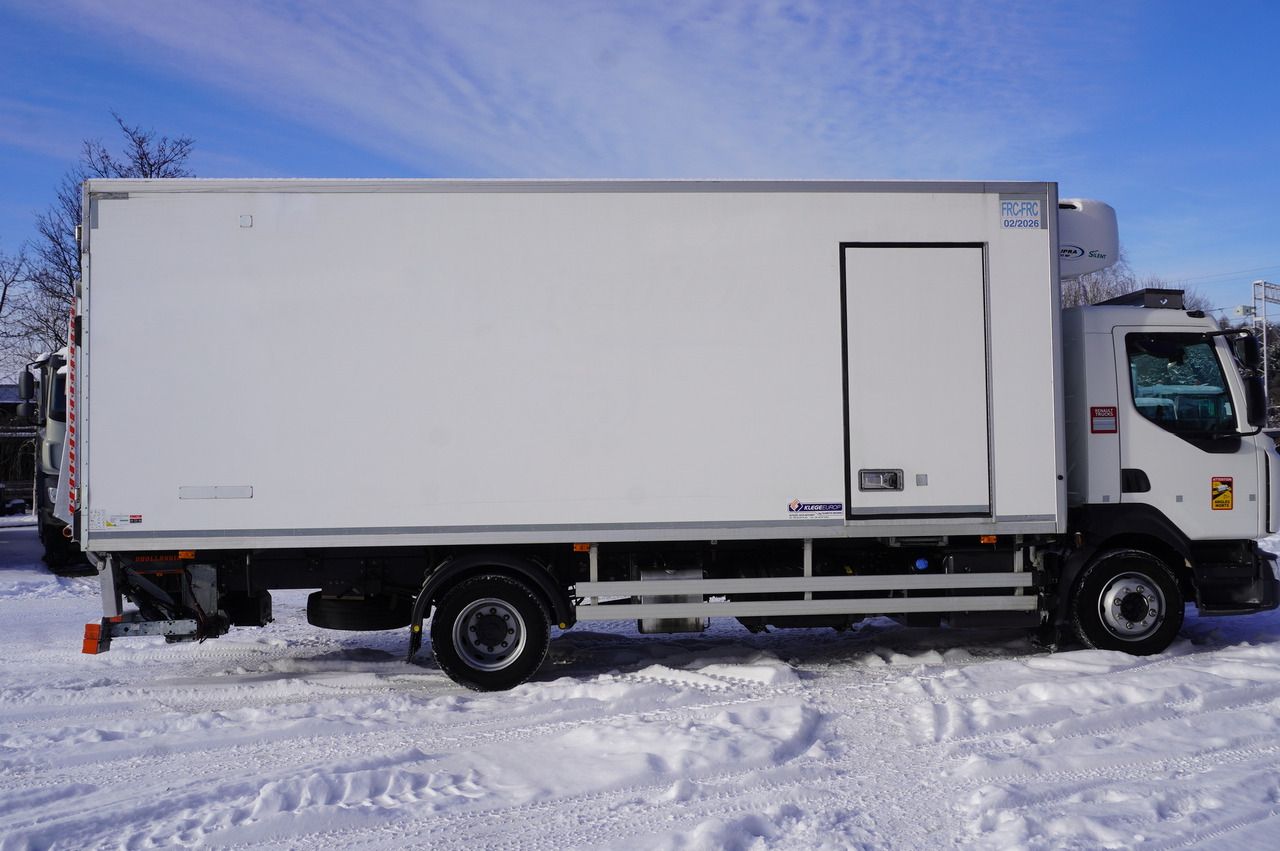 RENAULT D210 12T / Bitemperature Refrigerator / 3 units / 90,000 km!!! - Refrigerator truck: picture 4 RENAULT D210 12T / Bitemperature Refrigerator / 3 units / 90,000 km!!! - Refrigerator truck: picture 4
