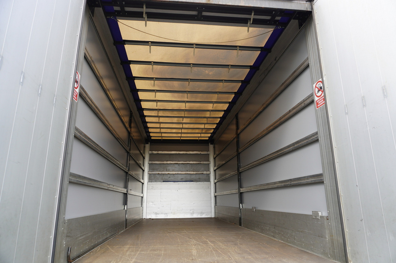 RENAULT Midlum 12.245 / dropside / sleeper / 18 pallets - Curtain side truck: picture 5 RENAULT Midlum 12.245 / dropside / sleeper / 18 pallets - Curtain side truck: picture 5