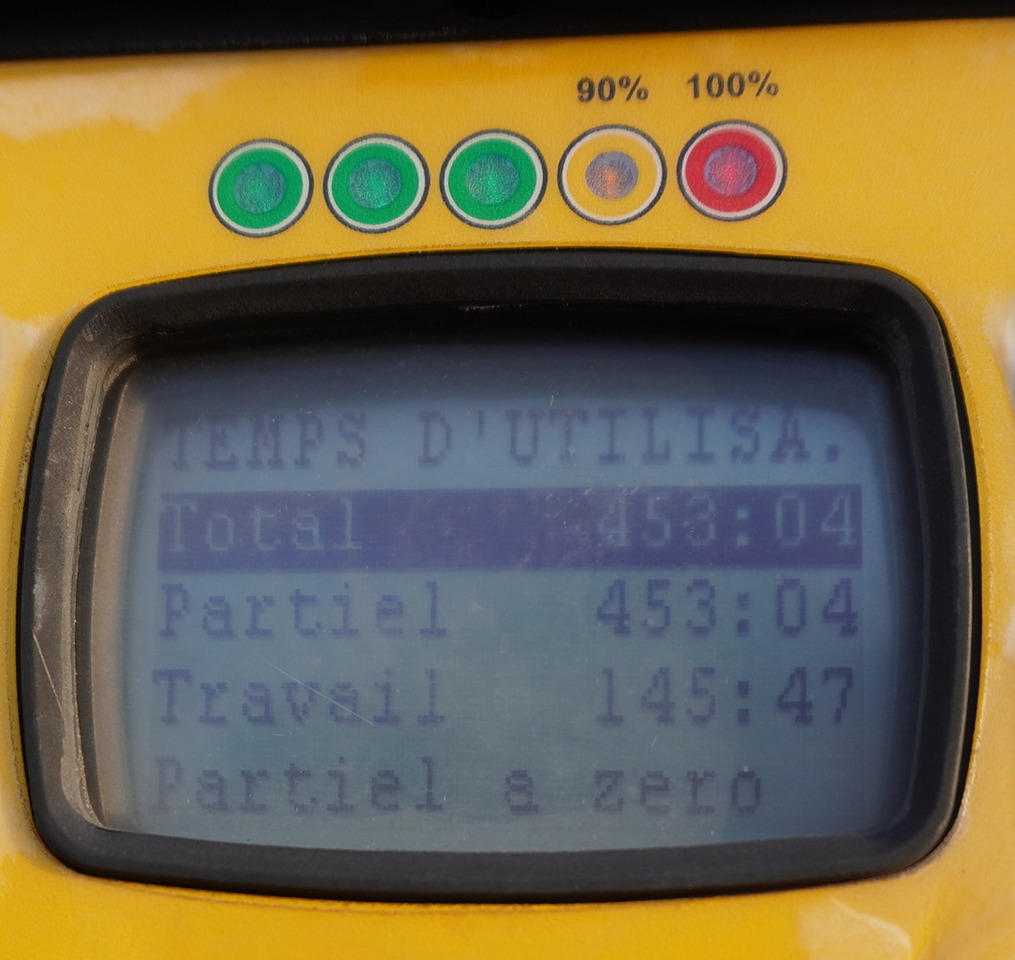 RENAULT RENAULT C320 P 4x2 / FASSI crane 6 T / 140 MTH!!! / range 10 m / Flatbed 15 EPAL / 52 tho. km!!! - Dropside/ Flatbed truck, Crane truck: picture 2 RENAULT RENAULT C320 P 4x2 / FASSI crane 6 T / 140 MTH!!! / range 10 m / Flatbed 15 EPAL / 52 tho. km!!! - Dropside/ Flatbed truck, Crane truck: picture 2