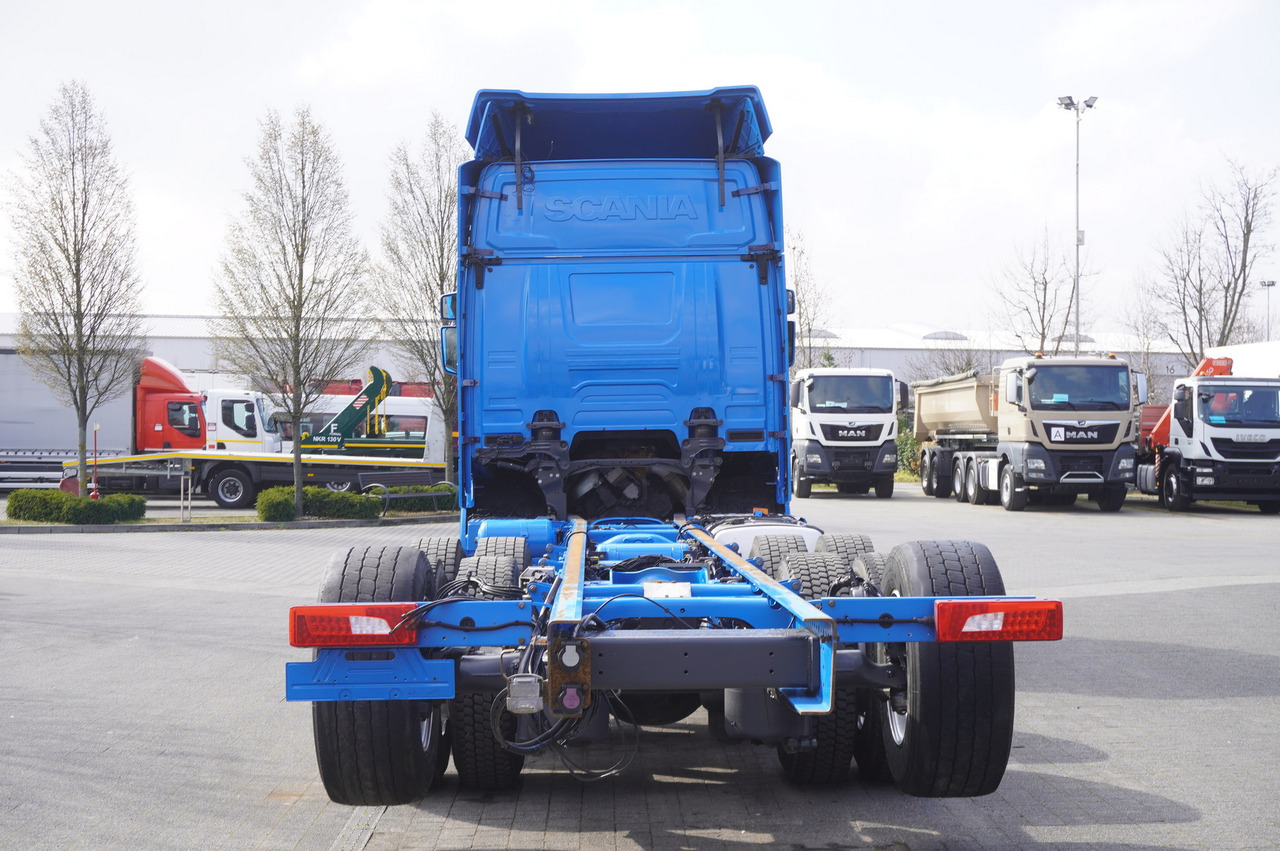 SCANIA R650 V8 / 650 HP/ frame 8.8 m / steered 4th axle - Crane truck: picture 3 SCANIA R650 V8 / 650 HP/ frame 8.8 m / steered 4th axle - Crane truck: picture 3