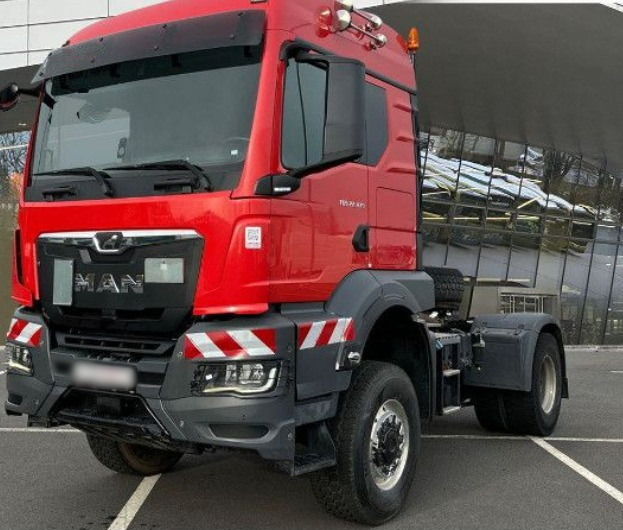MAN TGS 22.470 BL tractor unit / 4x4 / 4 units - Tractor unit: picture 2 MAN TGS 22.470 BL tractor unit / 4x4 / 4 units - Tractor unit: picture 2