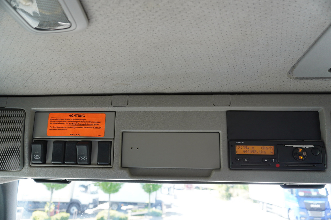 Refrigerator truck VOLVO FH 440 E5 6×2 Schmitz Refrigerator – pass-through Set 38 pallets: picture 22