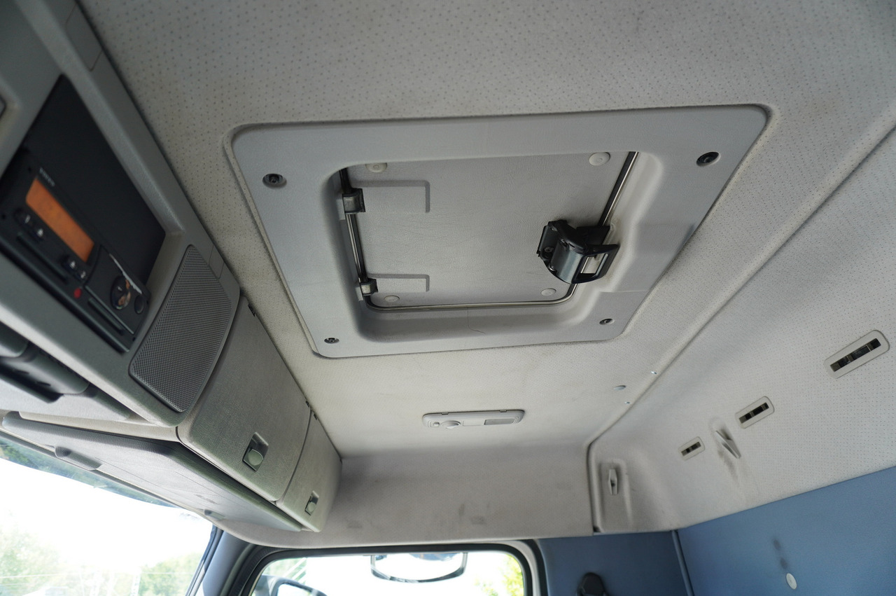 Refrigerator truck VOLVO FH 440 E5 6×2 Schmitz Refrigerator – pass-through Set 38 pallets: picture 24