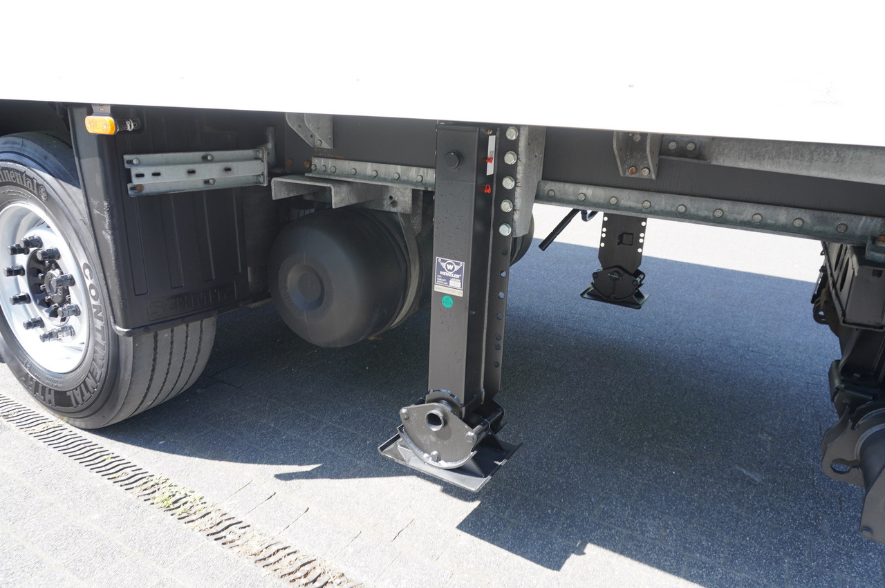Refrigerator truck VOLVO FH 440 E5 6×2 Schmitz Refrigerator – pass-through Set 38 pallets: picture 14