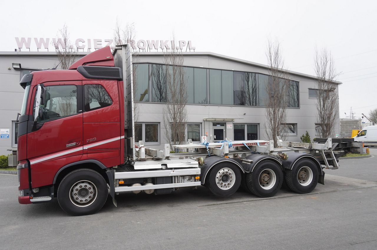 VOLVO FH16 750 / Frame 8 m / 750 HP! / 2021 / stanchion superstructure - Cab chassis truck: picture 4 VOLVO FH16 750 / Frame 8 m / 750 HP! / 2021 / stanchion superstructure - Cab chassis truck: picture 4