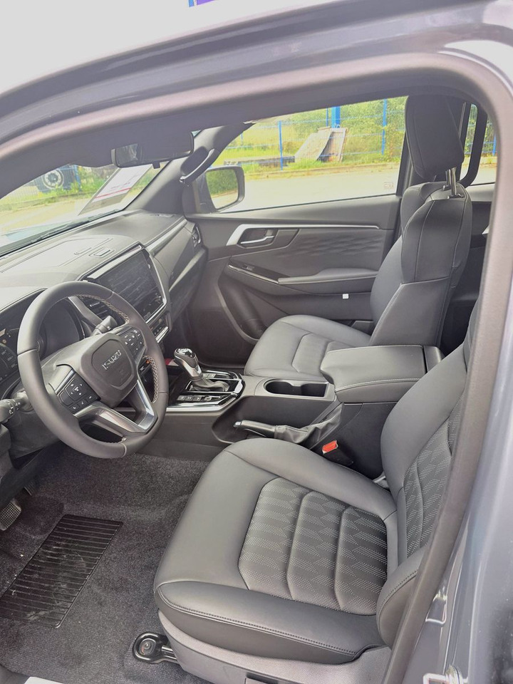SUV Isuzu D-Max 25er LSE mit Ladeflächenausspritzung: picture 7