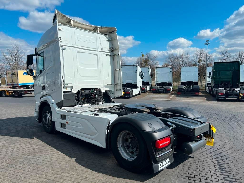 DAF XFn 480 FT Intarder 2xTank 1.105 L Vollspoiler - Tractor unit: picture 3 DAF XFn 480 FT Intarder 2xTank 1.105 L Vollspoiler - Tractor unit: picture 3