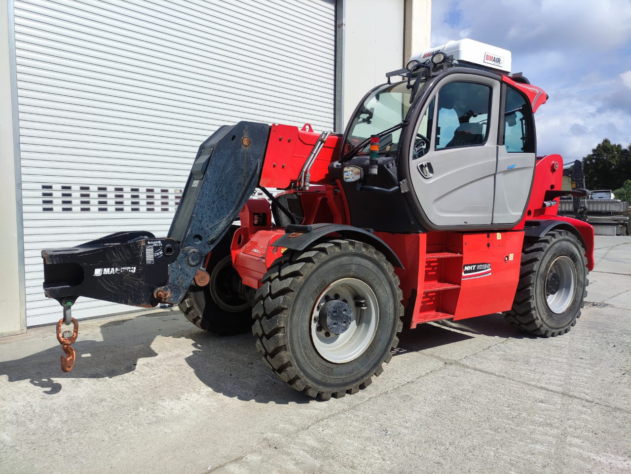 MANITOU MHT 10.130 - Telescopic handler: picture 1 MANITOU MHT 10.130 - Telescopic handler: picture 1