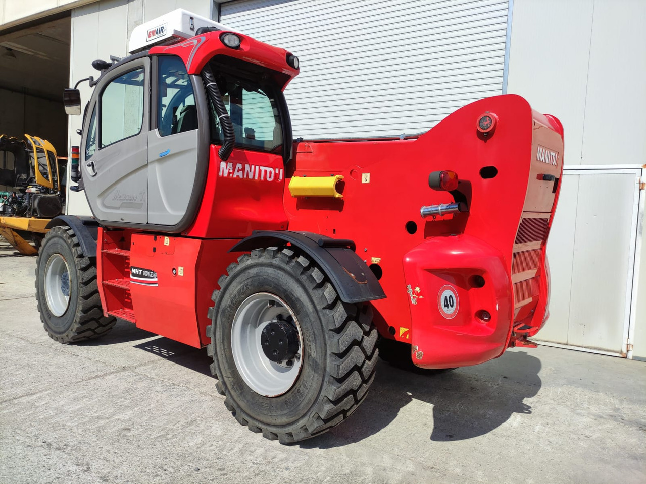 MANITOU MHT 10.130 - Telescopic handler: picture 2 MANITOU MHT 10.130 - Telescopic handler: picture 2