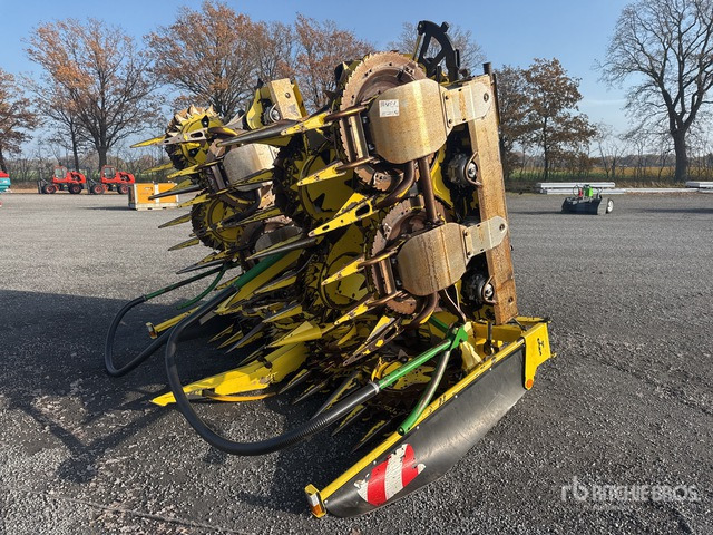 2011 Kemper 390 Plus Combine Header - Forage harvester attachment: picture 2 2011 Kemper 390 Plus Combine Header - Forage harvester attachment: picture 2