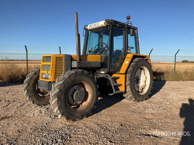 1987 Renault 106.14 4WD Tractor - Farm tractor: picture 1 1987 Renault 106.14 4WD Tractor - Farm tractor: picture 1