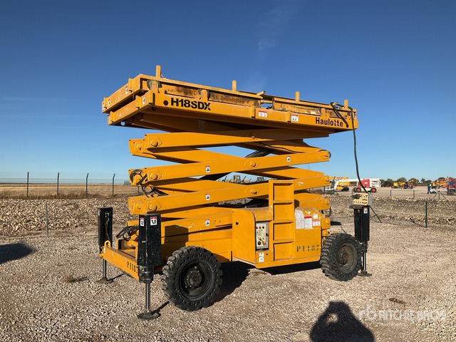 2004 Haulotte H18SX 4x4 Diesel Scissor Lift - Scissor lift: picture 1 2004 Haulotte H18SX 4x4 Diesel Scissor Lift - Scissor lift: picture 1