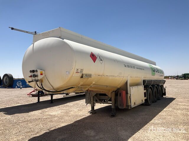 2004 ROS ROCA SC3 Tri/A Tanker Trailer - Tanker semi-trailer: picture 1 2004 ROS ROCA SC3 Tri/A Tanker Trailer - Tanker semi-trailer: picture 1