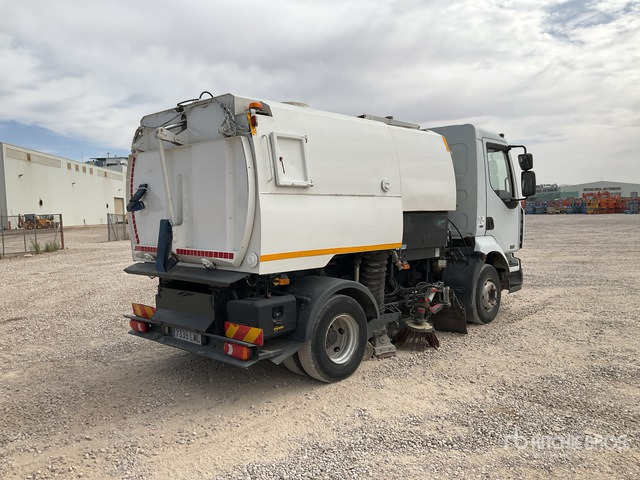 2006 Renault Midlum Sweeper Truck - Road sweeper: picture 4 2006 Renault Midlum Sweeper Truck - Road sweeper: picture 4