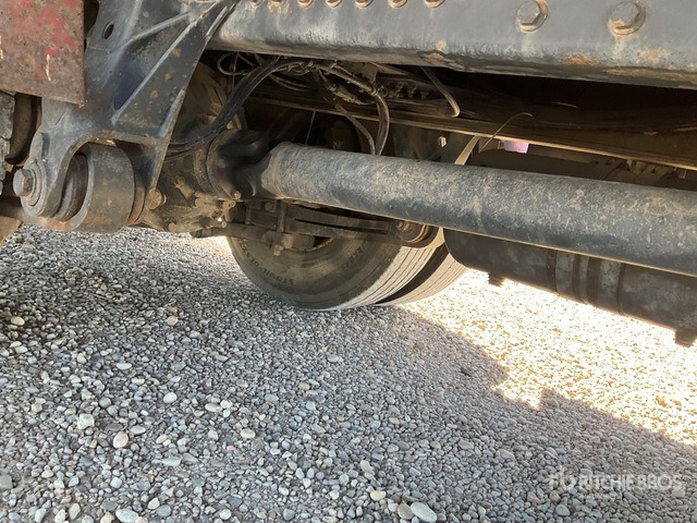 2006 Renault Premium 440.26 6x2 Curtain Side Truck - Curtain side truck: picture 5 2006 Renault Premium 440.26 6x2 Curtain Side Truck - Curtain side truck: picture 5