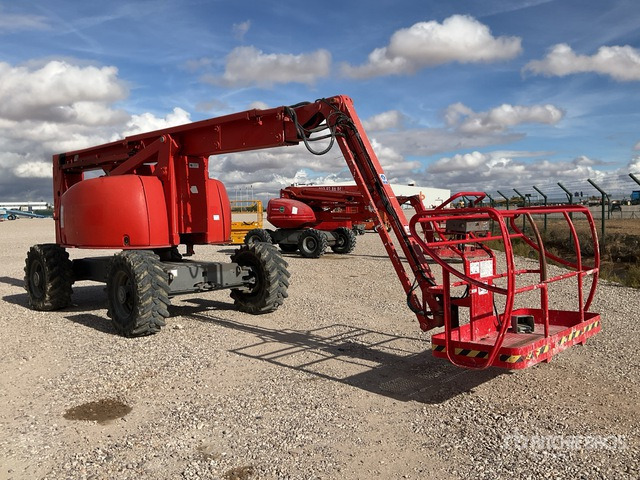 2007 Haulotte HA20 PX 4WD Diesel Articulating Boom Lift - Articulated boom: picture 3 2007 Haulotte HA20 PX 4WD Diesel Articulating Boom Lift - Articulated boom: picture 3