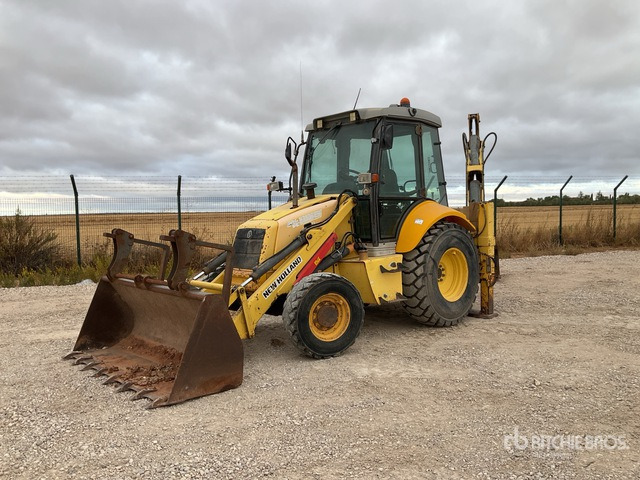 2007 New Holland LB95B-4PT 4x4 Backhoe Loader - Backhoe loader: picture 1 2007 New Holland LB95B-4PT 4x4 Backhoe Loader - Backhoe loader: picture 1