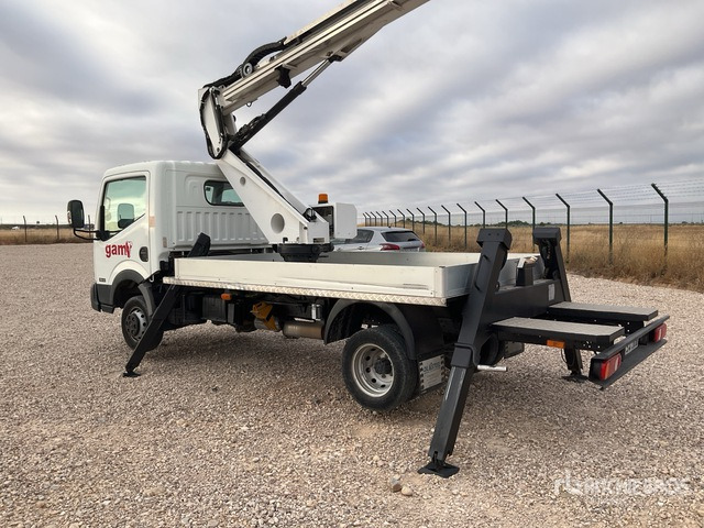 2015 Nissan NT400 Cabstar 2015 Oil&Steel Scorpion 1812 Sm ... Bucket Truck - Truck mounted aerial platform: picture 2 2015 Nissan NT400 Cabstar 2015 Oil&Steel Scorpion 1812 Sm ... Bucket Truck - Truck mounted aerial platform: picture 2