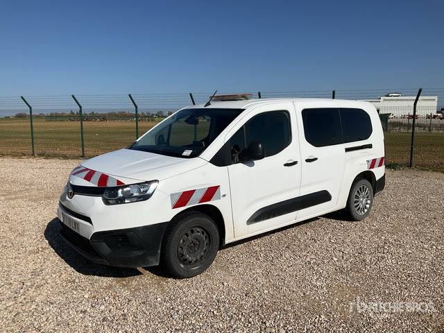 2022 Toyota Proace City Verso 5 Passenger Van - Minibus, Passenger van: picture 3 2022 Toyota Proace City Verso 5 Passenger Van - Minibus, Passenger van: picture 3