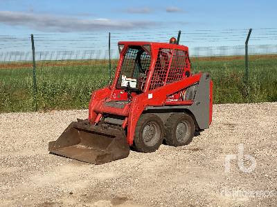 BOBCAT S100 (Inoperable) - Skid steer loader: picture 1 BOBCAT S100 (Inoperable) - Skid steer loader: picture 1