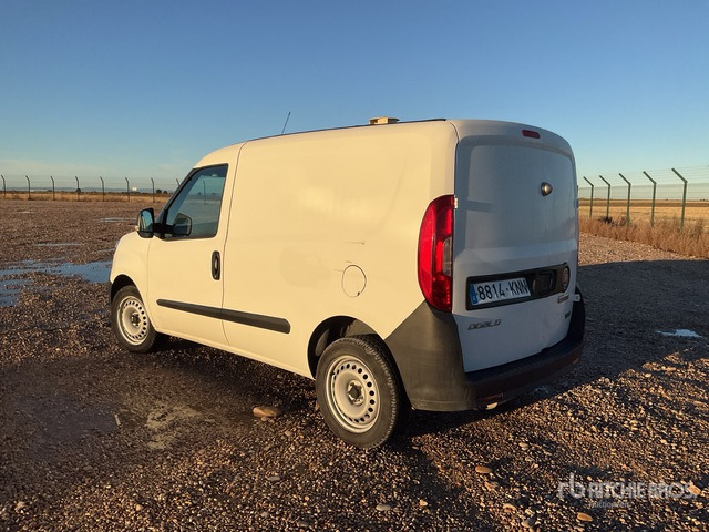 2018 Fiat Doblo Cargo Van - Commercial vehicle: picture 2 2018 Fiat Doblo Cargo Van - Commercial vehicle: picture 2