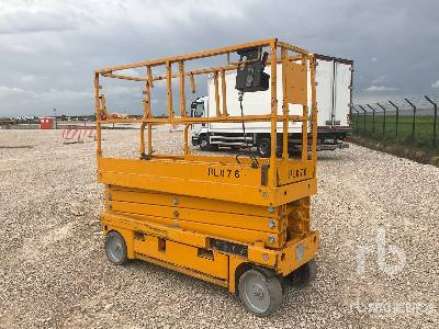 HAULOTTE COMPACT 10N Electric - Scissor lift: picture 2 HAULOTTE COMPACT 10N Electric - Scissor lift: picture 2