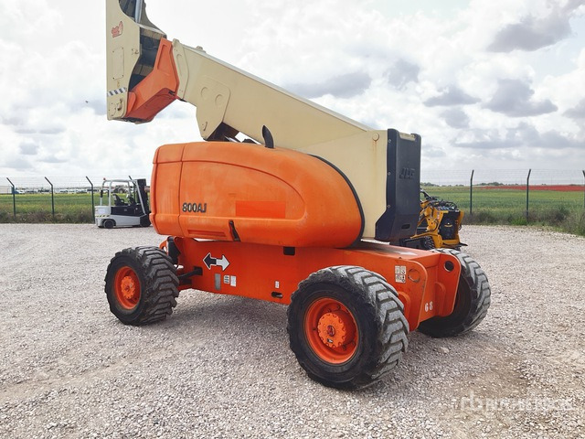 JLG 800 AJ Articulating Boom Lift - Articulated boom: picture 3 JLG 800 AJ Articulating Boom Lift - Articulated boom: picture 3