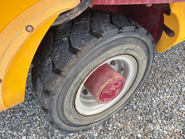 2004 Unifast Vantage 170 Feed Grinder - Forage mixer wagon: picture 4 2004 Unifast Vantage 170 Feed Grinder - Forage mixer wagon: picture 4