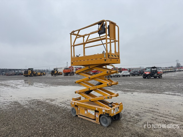 2007 Haulotte Optimum 8 Electric Scissor Lift - Scissor lift: picture 3 2007 Haulotte Optimum 8 Electric Scissor Lift - Scissor lift: picture 3
