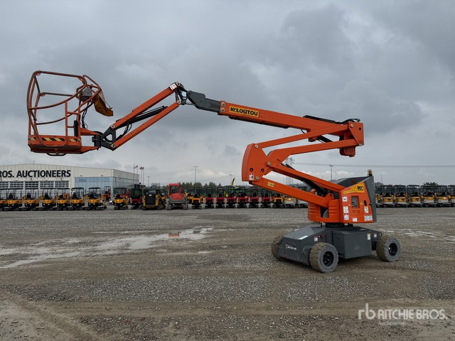 2011 Haulotte HA15IP Electric Articulating Boom Lift - Articulated boom: picture 2 2011 Haulotte HA15IP Electric Articulating Boom Lift - Articulated boom: picture 2