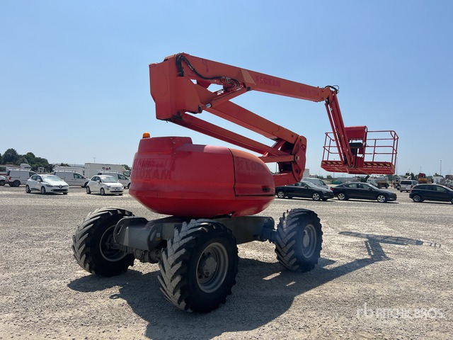 2013 Manitou 200ATJ Articulating Boom Lift - Articulated boom: picture 3 2013 Manitou 200ATJ Articulating Boom Lift - Articulated boom: picture 3