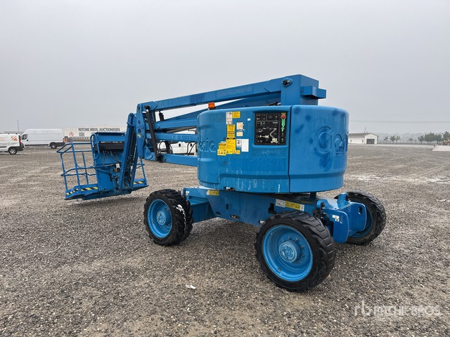 2014 Genie Z45/25J Diesel (Inoperable) Articulating Boom Lift - Articulated boom: picture 3 2014 Genie Z45/25J Diesel (Inoperable) Articulating Boom Lift - Articulated boom: picture 3