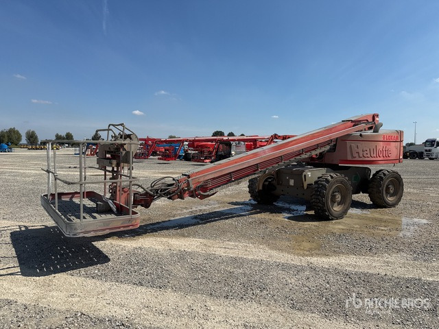 2014 Haulotte HT12RT (Inoperable) Telescopic Boom Lift - Telescopic boom: picture 4 2014 Haulotte HT12RT (Inoperable) Telescopic Boom Lift - Telescopic boom: picture 4