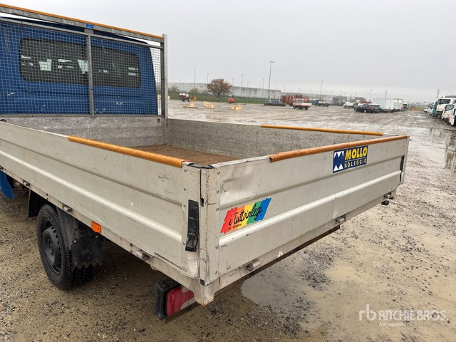 2015 Iveco Daily 33-110 Crew Cab Flatbed Truck - Dropside/ Flatbed truck: picture 4 2015 Iveco Daily 33-110 Crew Cab Flatbed Truck - Dropside/ Flatbed truck: picture 4