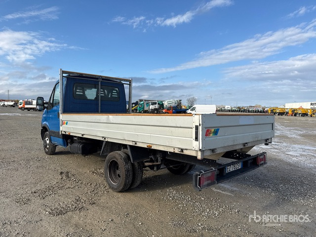 2015 Iveco Daily 35C11 Flatbed Truck - Dropside/ Flatbed truck: picture 2 2015 Iveco Daily 35C11 Flatbed Truck - Dropside/ Flatbed truck: picture 2
