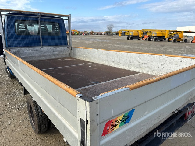 2015 Iveco Daily 35C11 Flatbed Truck - Dropside/ Flatbed truck: picture 5 2015 Iveco Daily 35C11 Flatbed Truck - Dropside/ Flatbed truck: picture 5