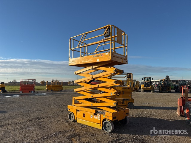2016 Haulotte Compact12 Electric Scissor Lift - Scissor lift: picture 1 2016 Haulotte Compact12 Electric Scissor Lift - Scissor lift: picture 1