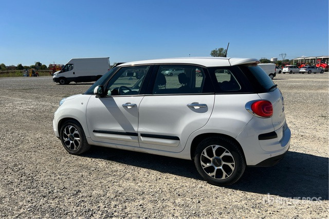 2017 Fiat 500L Automobile - Car: picture 1 2017 Fiat 500L Automobile - Car: picture 1