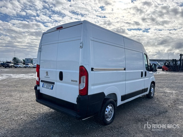 2021 Peugeot Boxer 333 L2H2 2.0 BLUEHDI 140CV Van Truck - Box truck: picture 4 2021 Peugeot Boxer 333 L2H2 2.0 BLUEHDI 140CV Van Truck - Box truck: picture 4