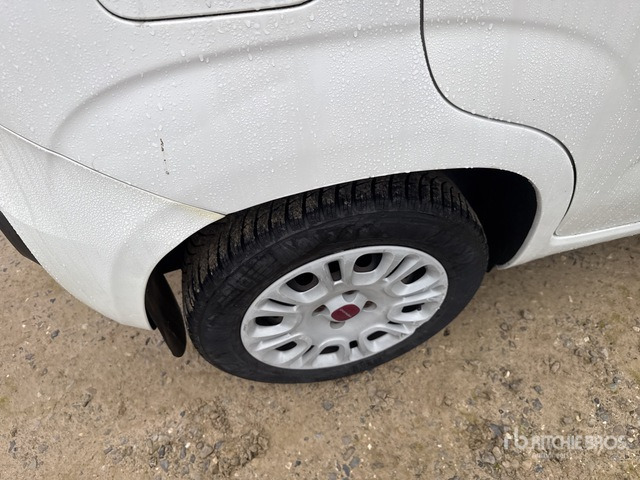 Car Fiat Panda Automobile: picture 6