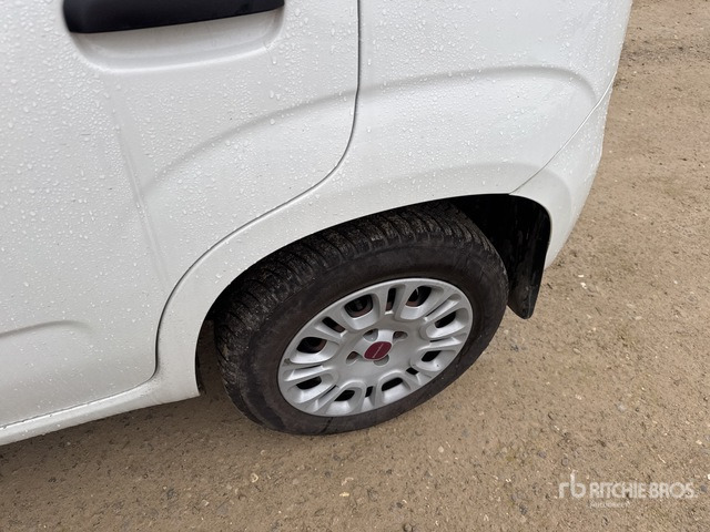 Fiat Panda Automobile - Car: picture 4 Fiat Panda Automobile - Car: picture 4
