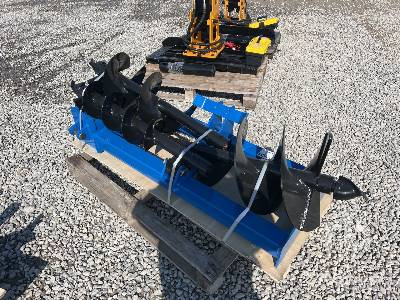 GIYI (Unused) - Auger for Skid steer loader: picture 3 GIYI (Unused) - Auger for Skid steer loader: picture 3